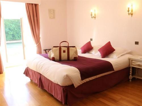 Hotel Domaine De Montchevreuil Fresneaux-Montchevreuil Habitación foto